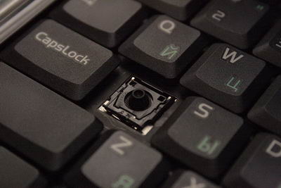 Вот как выглядит обычная клавиша без крышки